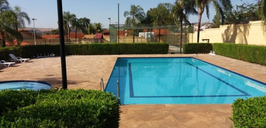 CASA CONDOMINIO AROEIRA